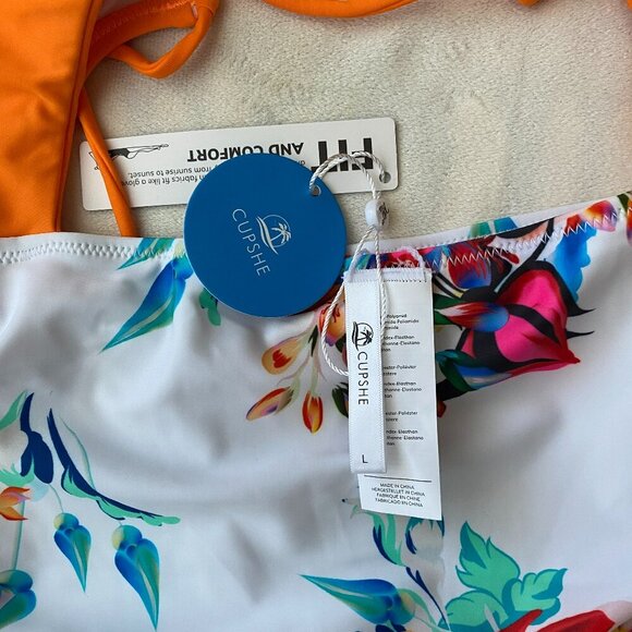 CUPSHE Women's One Piece Swimsuit Twist Cutout Front Crisscross Lace Up Back SzL - Picture 4 of 6